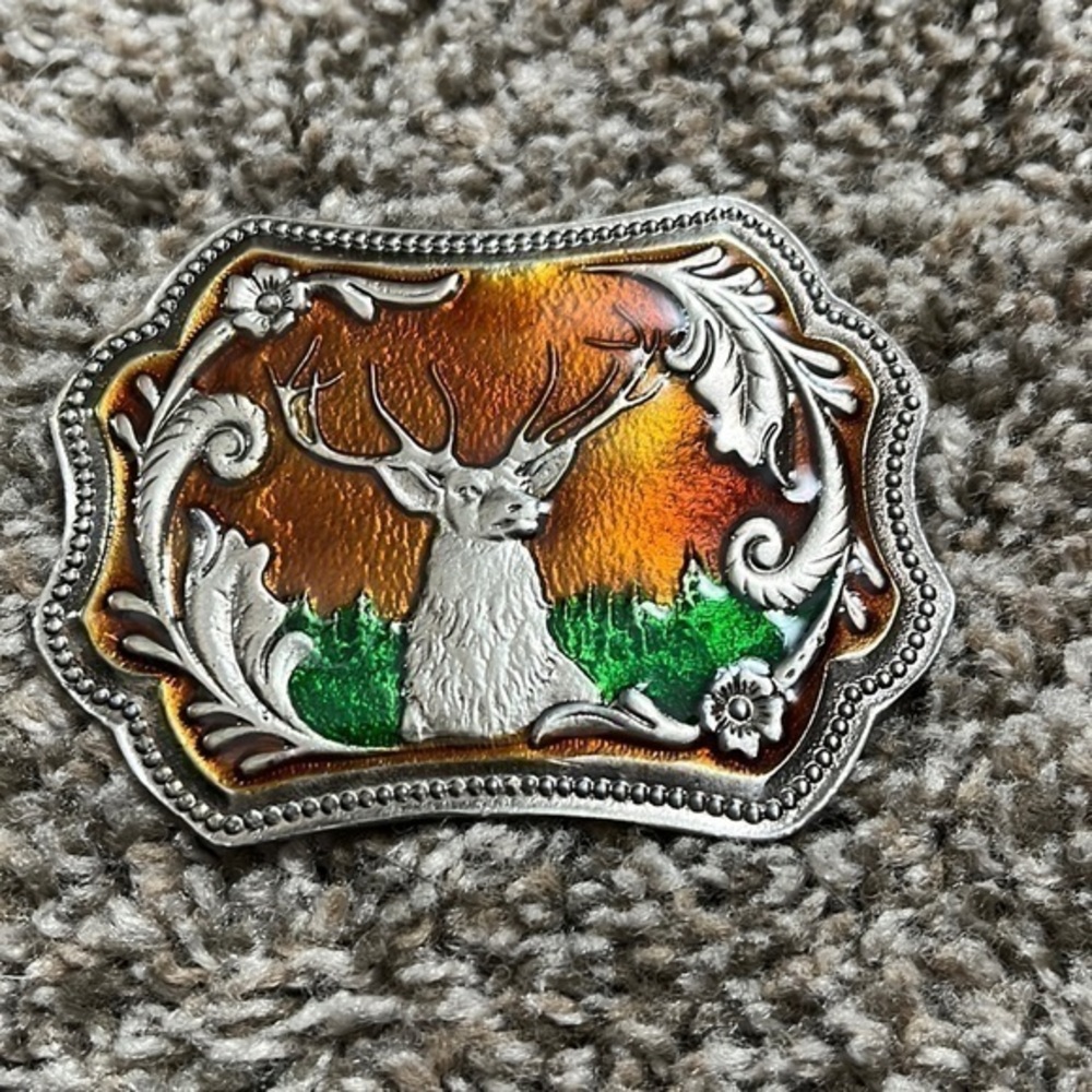 Deer belt buckle